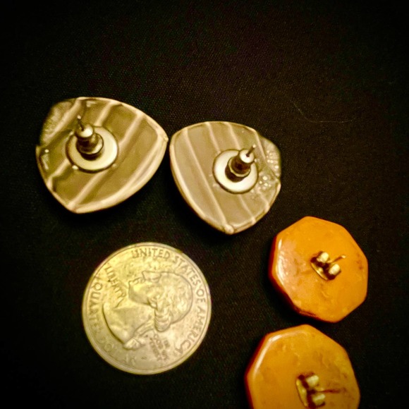 Vintage 80s Enamel, Silver, Gold plated Studs & Clip-on Set!! - Picture 8 of 8